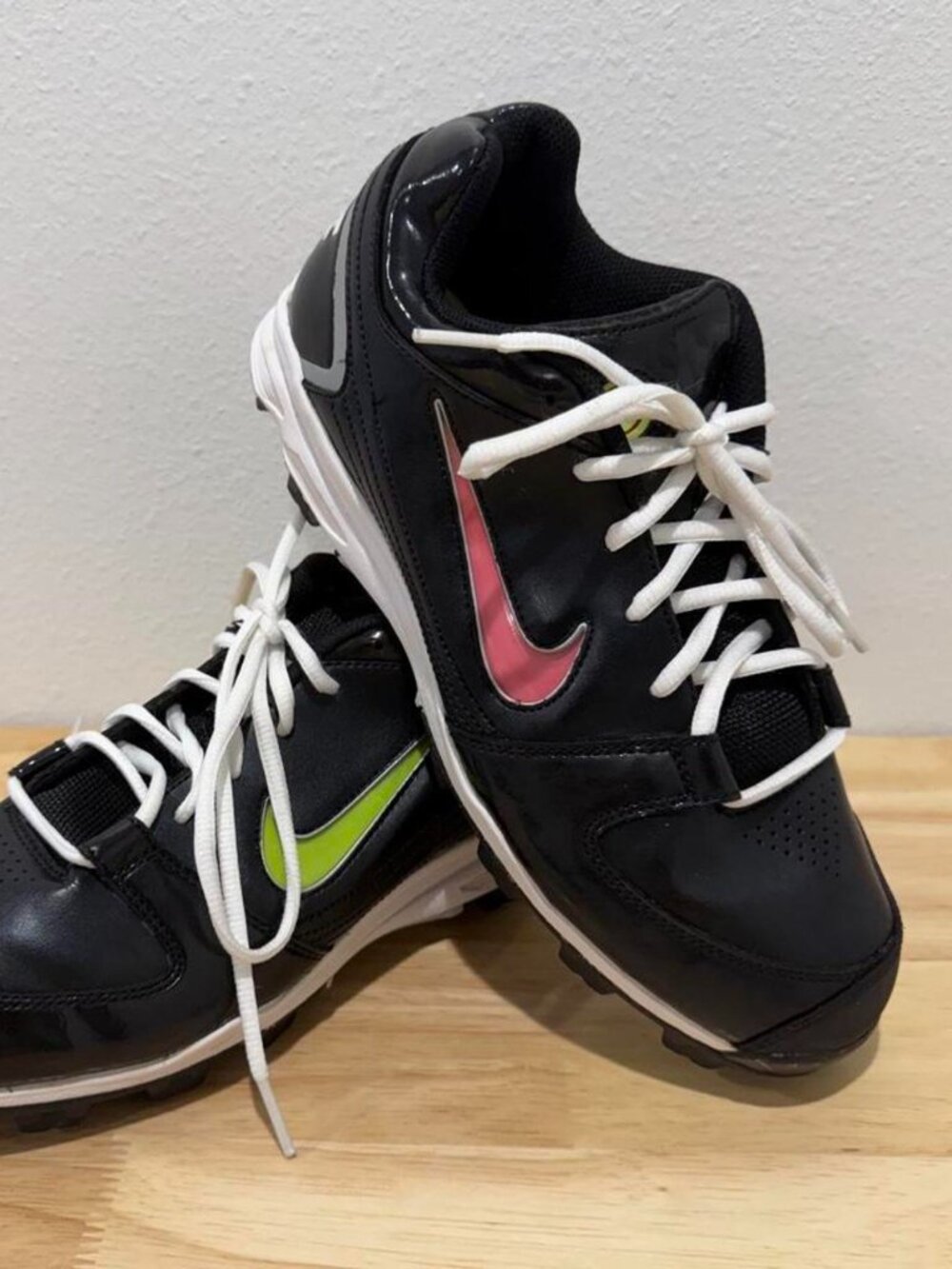 Nike Black Pink Green Baseball Softball Cleats Women's 9